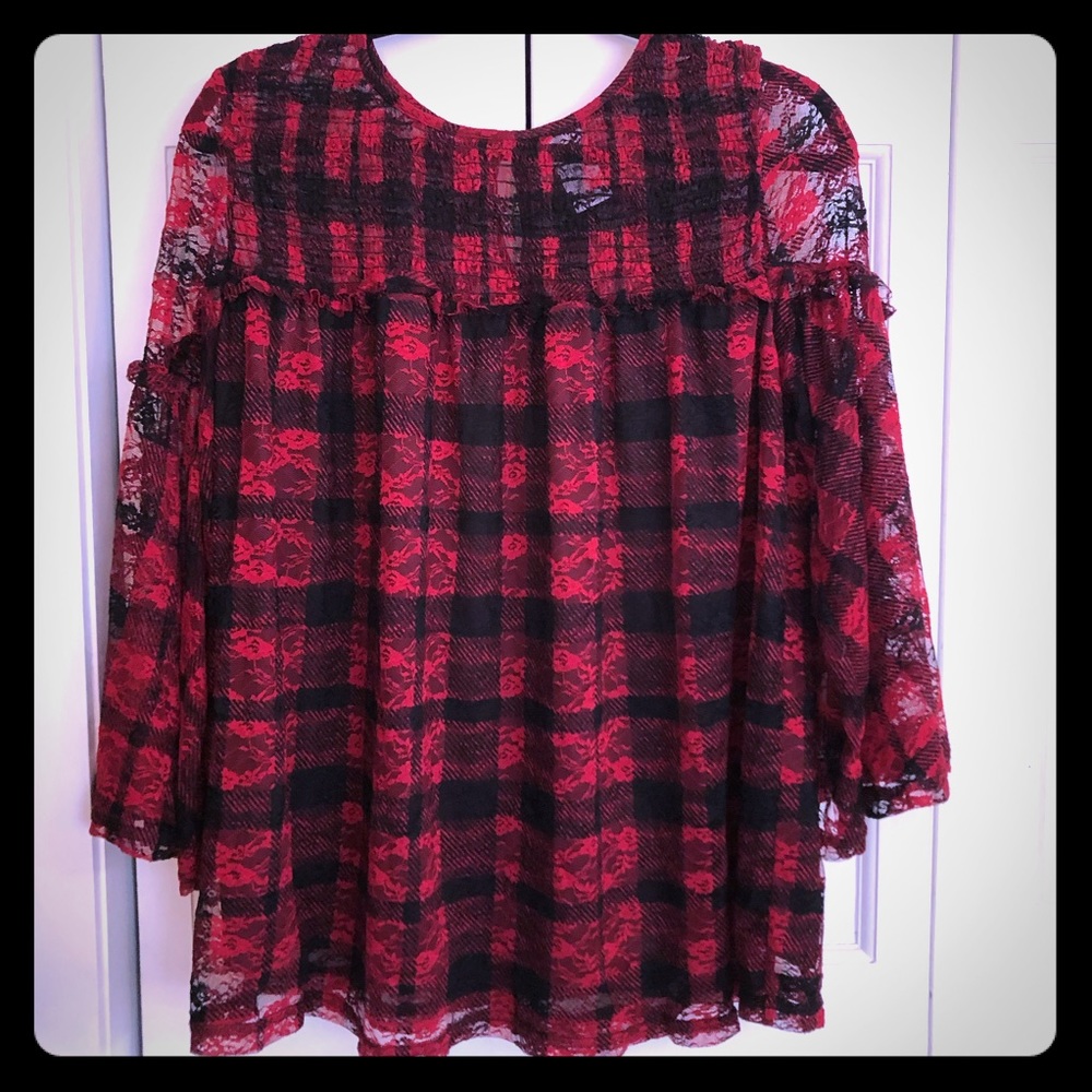 ❤️ LIKE NEW 🖤 Black & Red Lace Peasant Top L